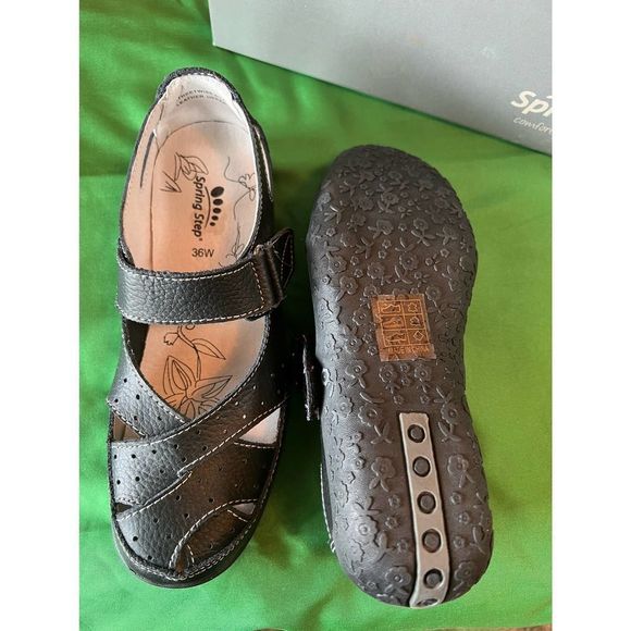 Spring step streetwise Black leather Mary Jane shoes size 6 W - Picture 3 of 5